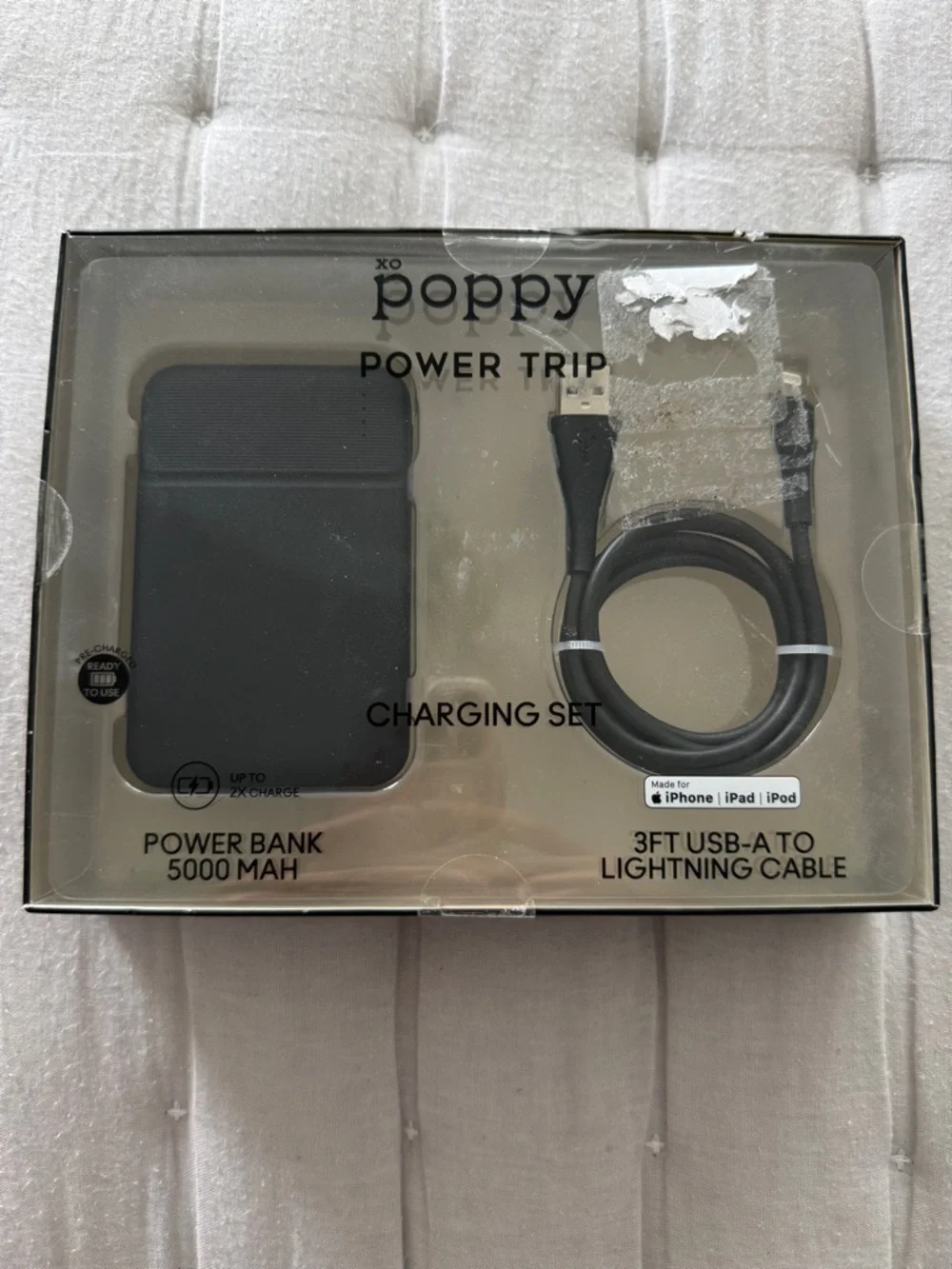 Poppy Power Trip 5000 Black Power Bank + Lightning Cable USB-A Lightening Cable